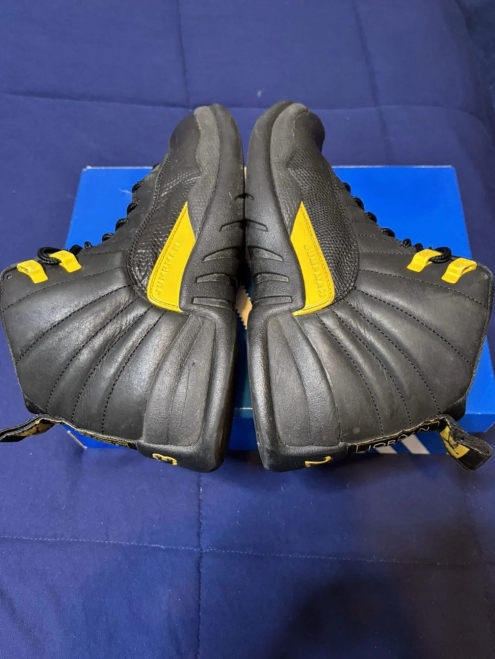 Jordan 12 Retro Black Taxi 2022 Size 8
